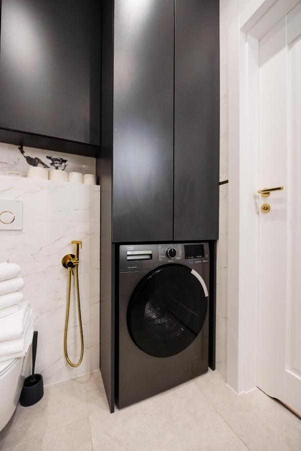 Wola Marble Apartment Warsaw Ngoại thất bức ảnh
